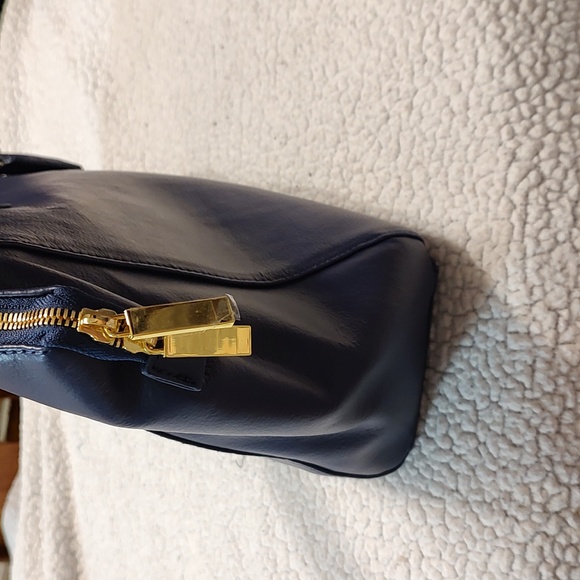 Joy & Iman dark blue leather tote bag. NWOT. - Picture 10 of 14